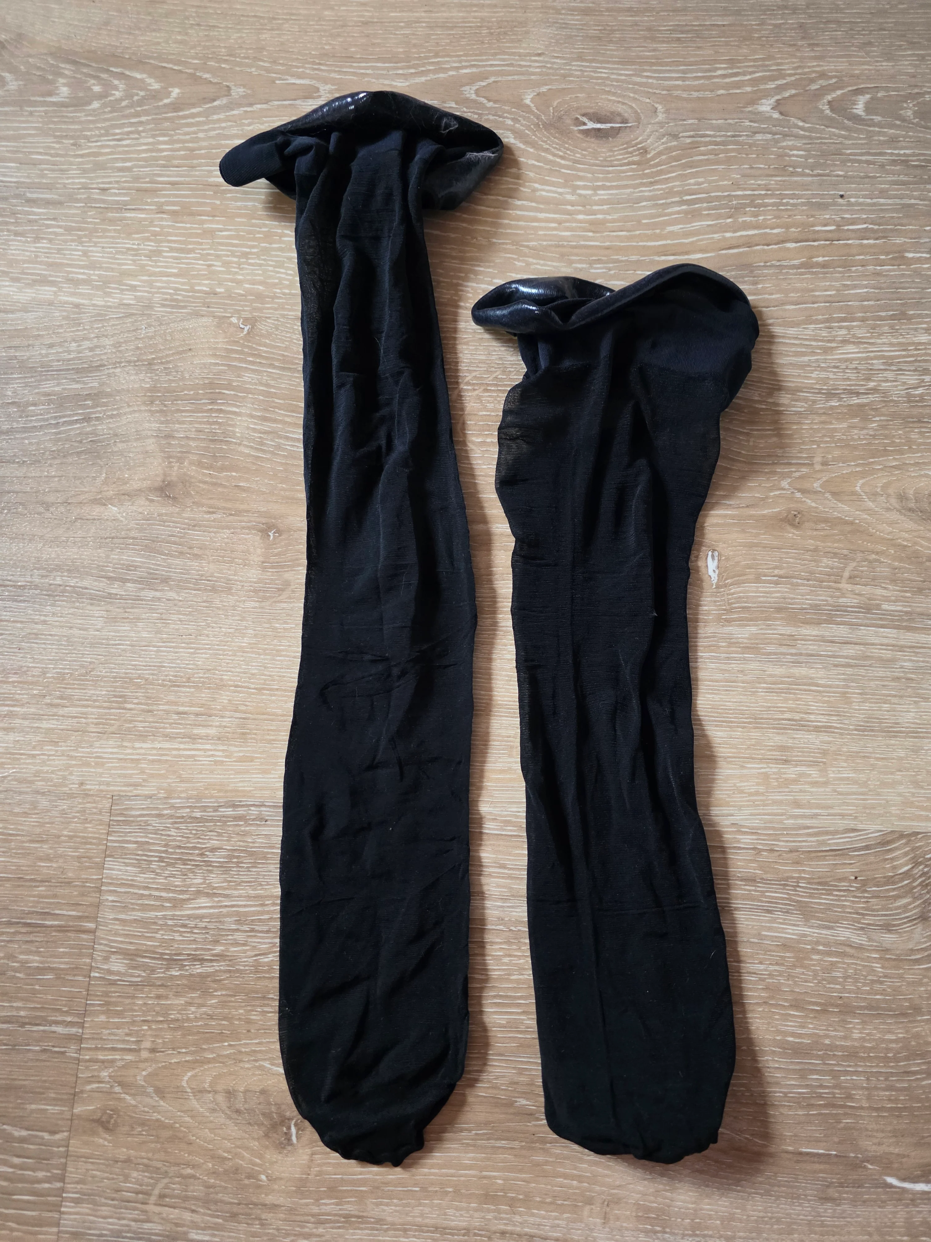 Wardrobe Clearance: Socks - Image 4